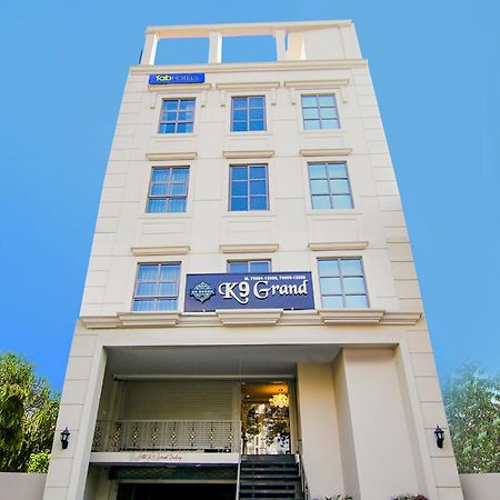Fabhotel Prime K9 Grand ลูดิฮานา ภายนอก รูปภาพ