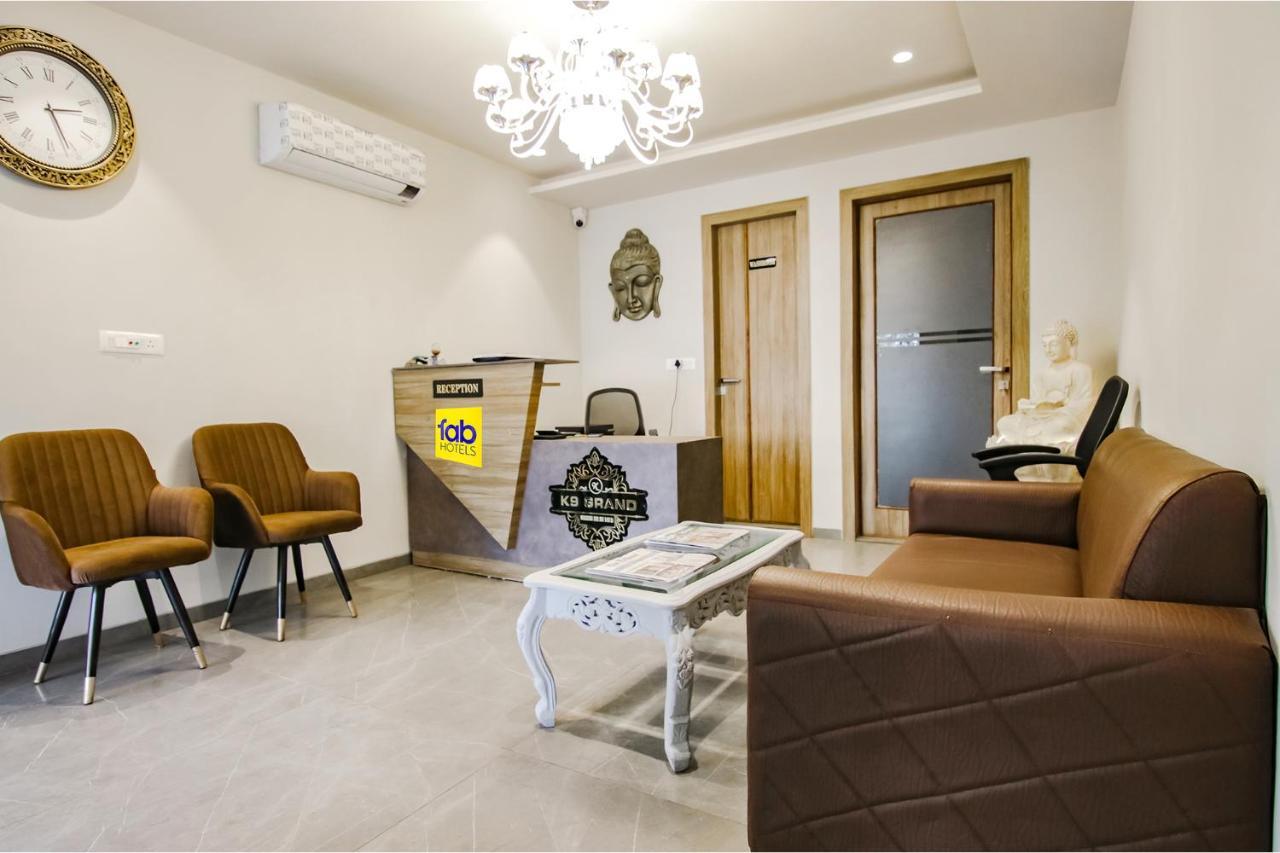 Fabhotel Prime K9 Grand ลูดิฮานา ภายนอก รูปภาพ